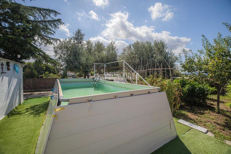 Foto 421cacd9-2523-4fbb-bbfd-404e30c18c21. Casa con parcheggio in Can Gonteres Terrassa