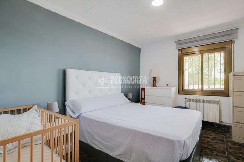 Foto 84448988-2e04-4936-a8df-621da76930e5. Casa con parcheggio in Can Gonteres Terrassa