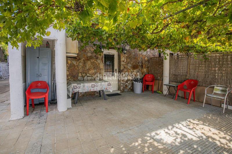 Foto fde017f4-0f15-4397-ac48-bacb0069afab. Casa con parcheggio in Can Gonteres Terrassa