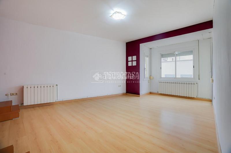 Foto 929f18a5-db61-4bc6-b531-fd11a2621e13. Flat in Ca n'Aurell Terrassa