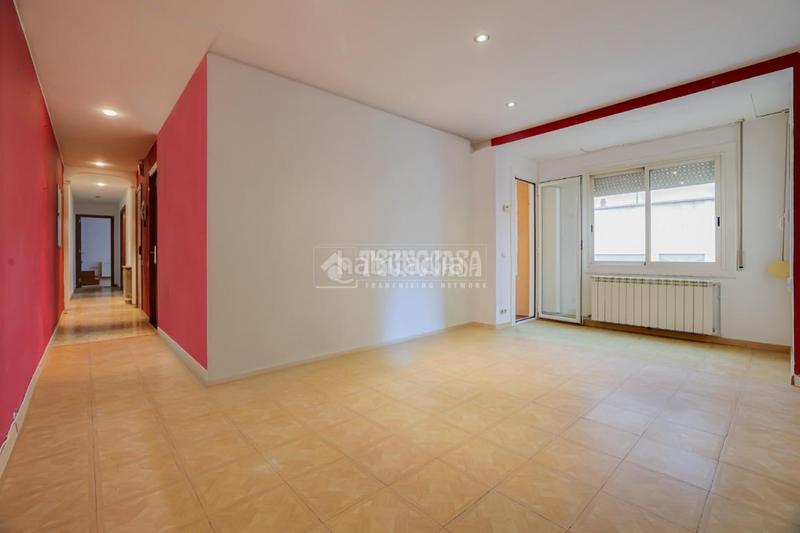 Foto f62a631a-085c-4365-a418-0f32797fdf14. Flat in Ca n'Aurell Terrassa