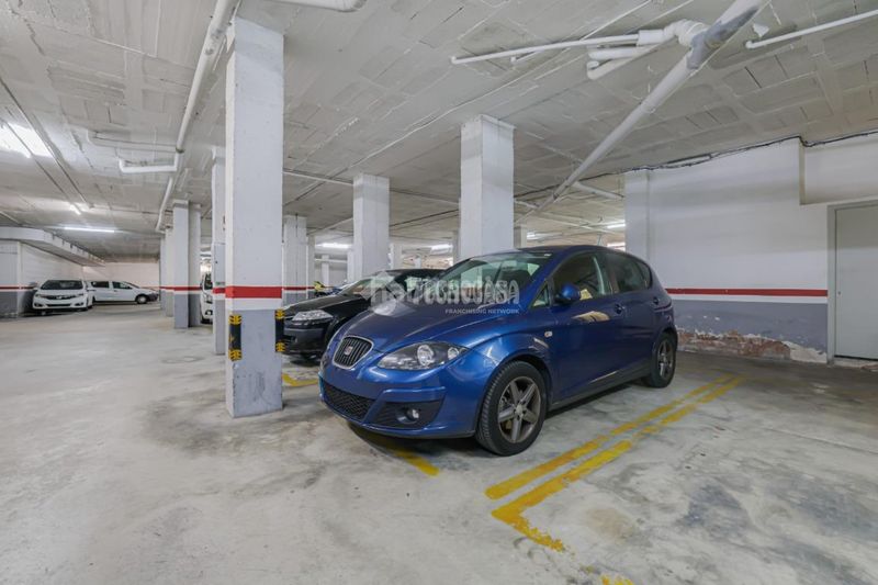 Foto a944a092-b4e7-4100-822c-3fd9ca14f4ff. Pis amb calefacció aparcament a La Maurina Terrassa