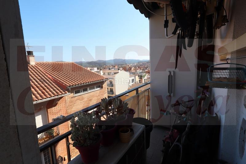 Foto b49426f6-80d5-4b4d-956a-948dfc6d05d3. Piso zona molt centrica en Casc Antic Ripollet