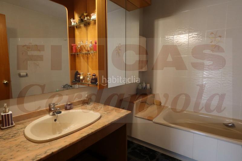 Foto 3e7abbf0-69d0-43d2-a828-51be10f111a0. Casa a schiera con riscaldamento parcheggio in Catalunya - Fontetes Cerdanyola del Vallès