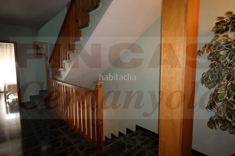 Foto af8453df-3cb6-4252-96f6-f5f1ba793bef. Casa a schiera con riscaldamento parcheggio in Catalunya - Fontetes Cerdanyola del Vallès
