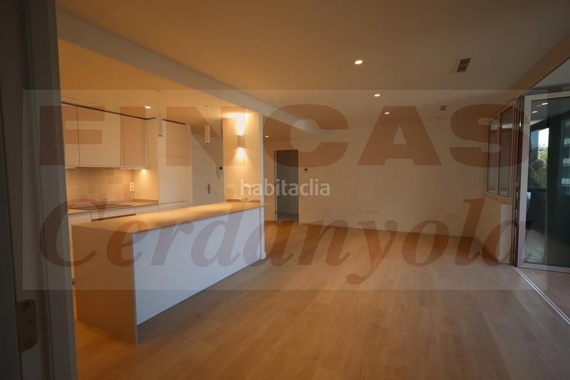 Foto 0508ded9-ab76-4061-a2c2-9c7a817b983e. Pis amb calefacció a Centre-Cordelles Cerdanyola del Vallès