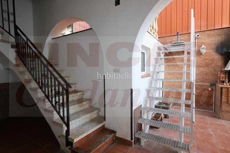 Foto 654a3538-3200-452b-bfa4-d5ba51a07ff5. Casa  tranquila i aprop de la renfe en Catalunya - Fontetes Cerdanyola del Vallès