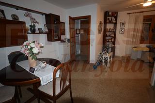 Casa adossada a Martinica - Ateneu. Zona residencial y centrica