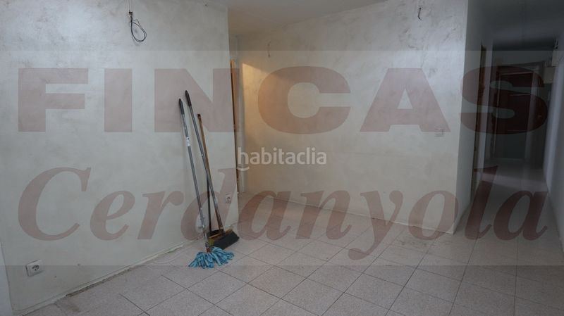 Foto 63784812-edbb-4d32-bd21-d4f08eea1bbb. Àtic a Ajuntament-Maragall Ripollet