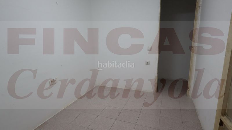 Foto 7a81bd00-e7ee-4e4e-bf75-8cc6000e831b. Àtic a Ajuntament-Maragall Ripollet