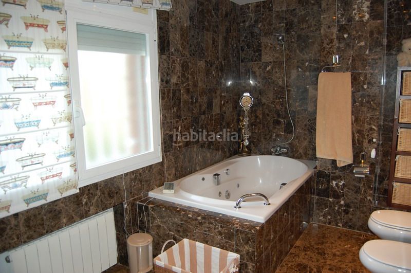 Foto 2148b880-7eff-472a-9f85-a4a419a6dadd. Casa molt bona casa en Bellaterra