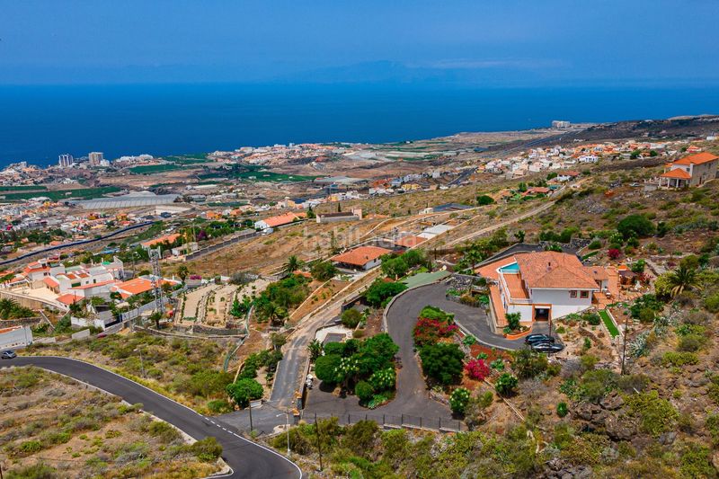 Foto c4b3d785-a462-4651-a48d-76e8a985b2a9. Chalet en Armeñime - Las Moraditas - Las Cancelas Adeje