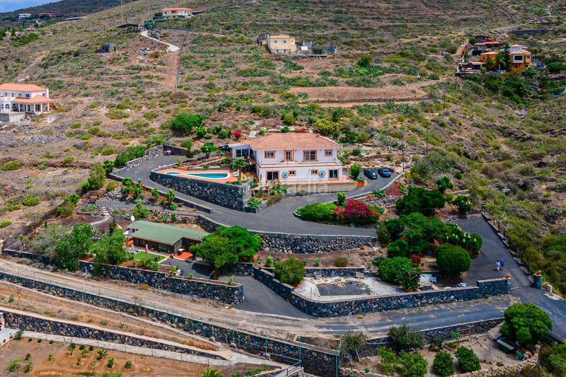 Foto e80584ef-aa41-40ed-8548-f020649896f7. Chalet en Armeñime - Las Moraditas - Las Cancelas Adeje