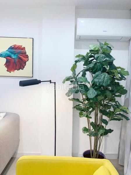 Foto ee71df43-556e-4690-a386-da5c82f36618. Apartament amb piscina a Los Cristianos Arona