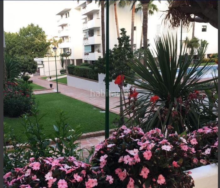 Foto 34dd6980-d486-4b0b-9f7e-03743b05a032. Pis amb calefacció aparcament piscina a La Carihuela - Los Nidos Torremolinos