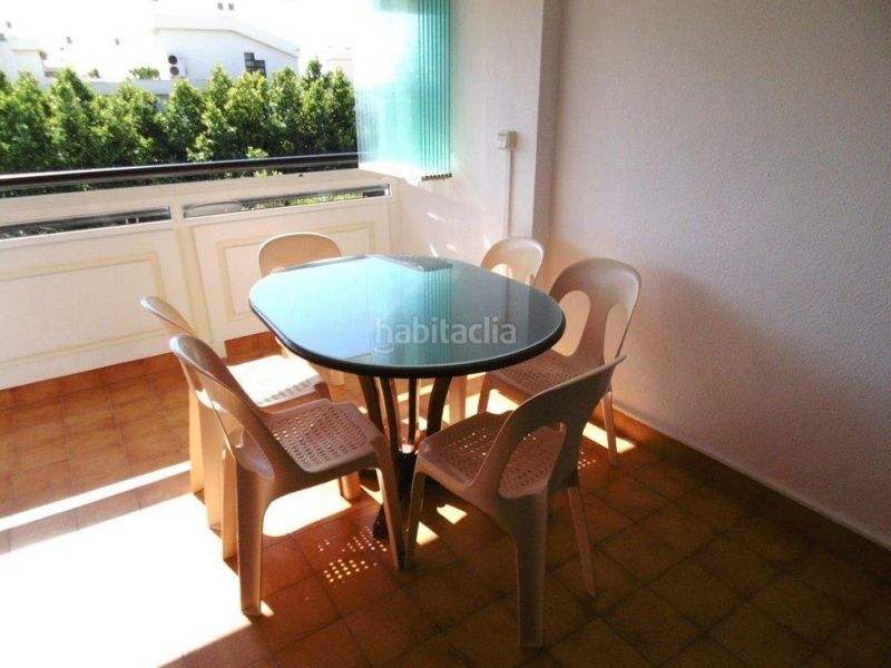 Foto a09ba366-0144-4792-8421-e71d54826c9a. Pis amb calefacció aparcament piscina a La Carihuela - Los Nidos Torremolinos