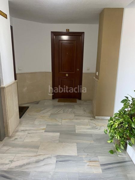 Foto 54473b21-7fdd-410a-b839-4c08c08b8333. Apartament amb aparcament piscina a Montemar Torremolinos