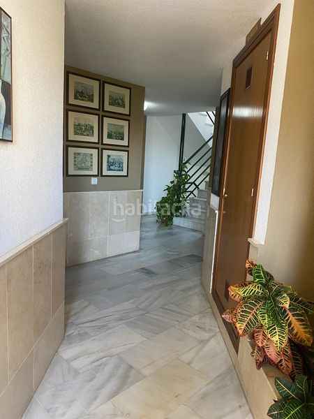 Foto 783bba79-64d2-47e4-90cd-0a5180416c5a. Apartament amb aparcament piscina a Montemar Torremolinos