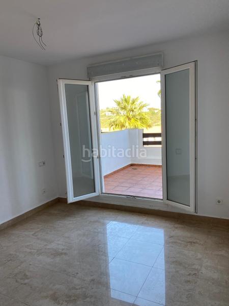Foto baf7cc4f-36b0-4722-896c-b52a83dd29eb. Apartamento en camino martagina 1 disfruta de las vistas al mar en Manilva