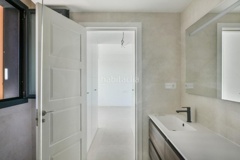 Foto 1a4a0287-f953-4fd9-b4a9-778b01ae4d0e. Àtic a calle la cornisa 14 a Montemar Torremolinos