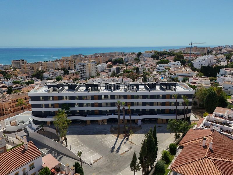 Foto a4d06ba0-41da-4a66-ac7e-dccb75df5e13. Àtic a calle la cornisa 14 a Montemar Torremolinos