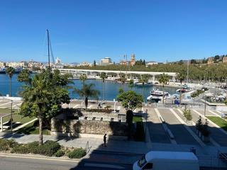 Apartamento  Paseo farola. Exclusiva vivienda con vistas panorámicas en la malagueta