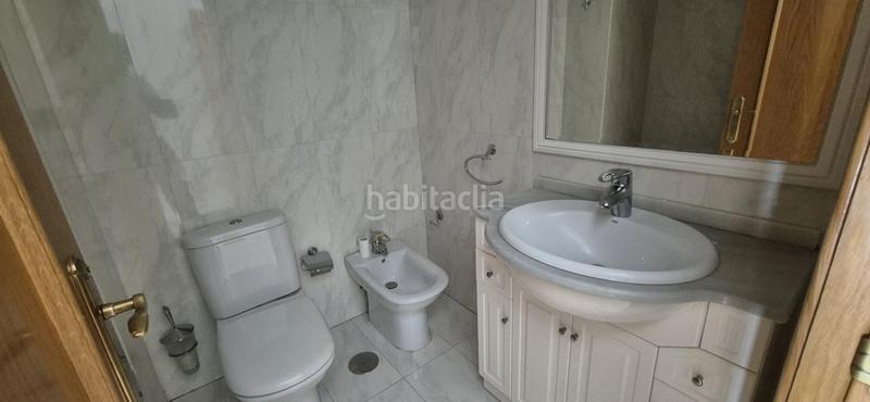 Foto 158d470e-f4c4-43cb-a756-abed61c97b88. Piccolo appartamento con parcheggio piscina in La Carihuela - Los Nidos Torremolinos