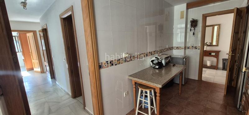 Foto e8fc3fc9-c789-48da-9fce-75d61e6107ea. Piccolo appartamento con parcheggio piscina in La Carihuela - Los Nidos Torremolinos