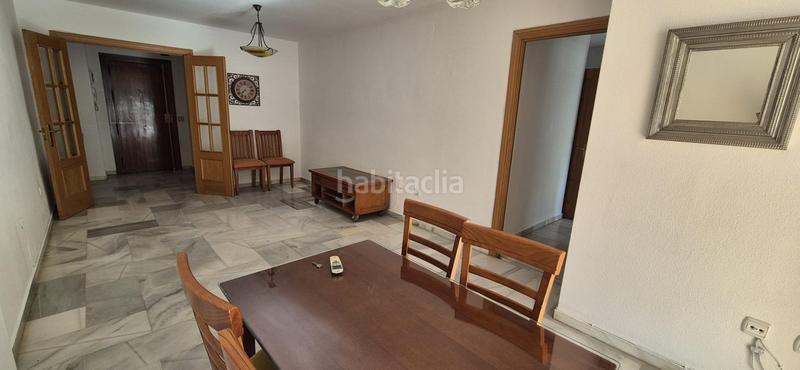 Foto f0ce6fdd-b6f8-4de1-ac14-4ba9bb081851. Piccolo appartamento con parcheggio piscina in La Carihuela - Los Nidos Torremolinos