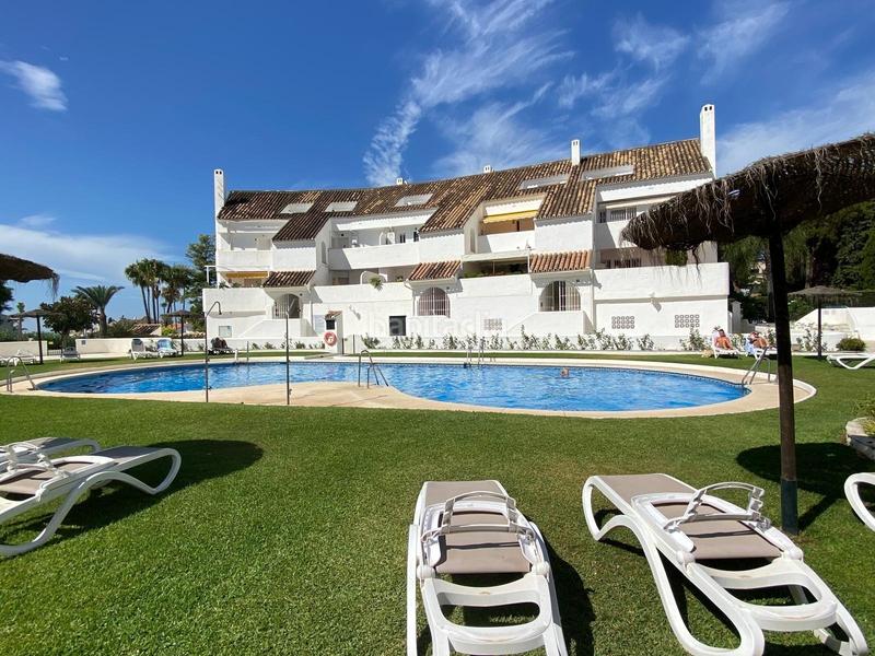 Foto 4c0d6a84-4adf-4593-aff9-947718f2c981. Appartement mit parking pool in Nueva Andalucía centro Marbella