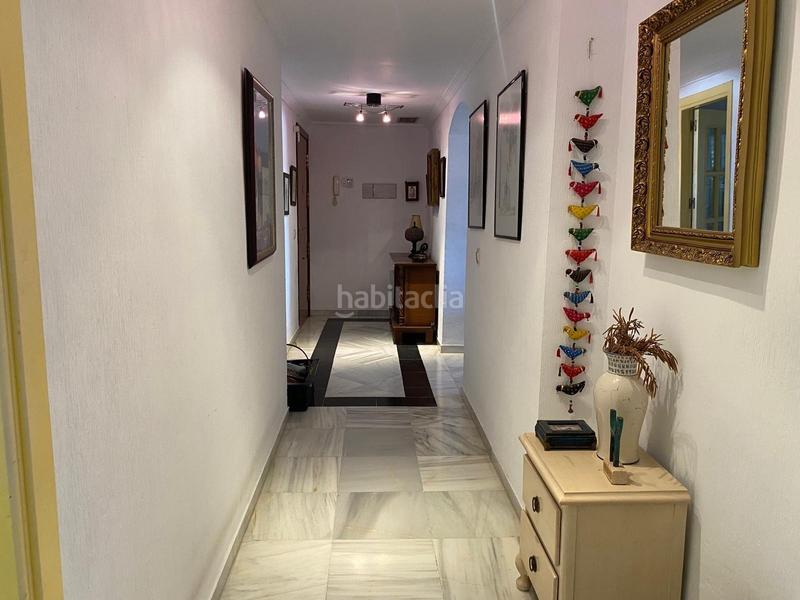 Foto 968b875c-aaf2-4054-bd56-5624a5d10600. Appartement mit parking pool in Nueva Andalucía centro Marbella