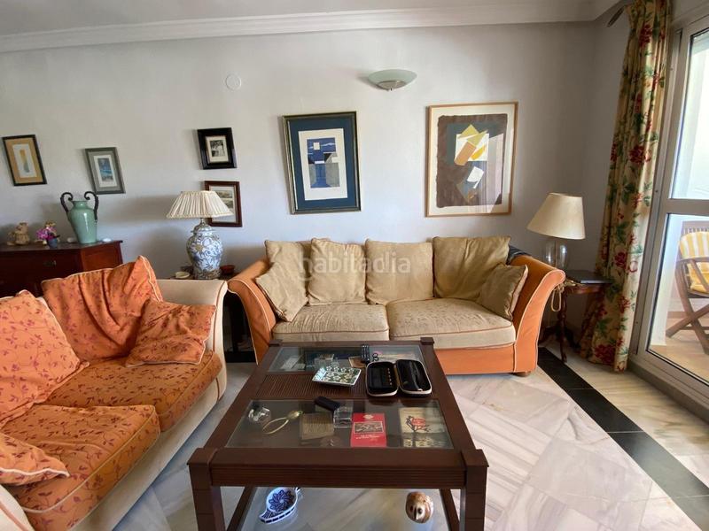 Foto b3dd2354-6e63-44bd-bf8a-4e53bdf08fae. Appartement mit parking pool in Nueva Andalucía centro Marbella