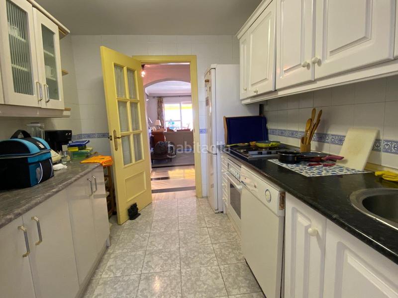Foto dd2dd925-d07e-434c-9d07-5ff461096c56. Appartement mit parking pool in Nueva Andalucía centro Marbella