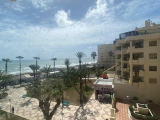 Apartament  Avenida salvador allende. Vivienda luminosa a un paso del mar en la carihuela