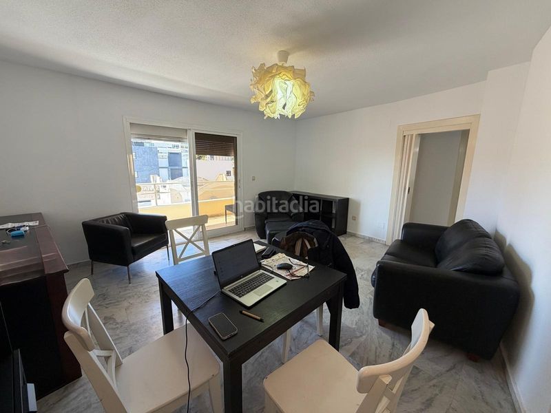 Foto 97b1db27-3422-423b-88da-65d01ae0767a. Apartament amb aparcament piscina a La Carihuela - Los Nidos Torremolinos