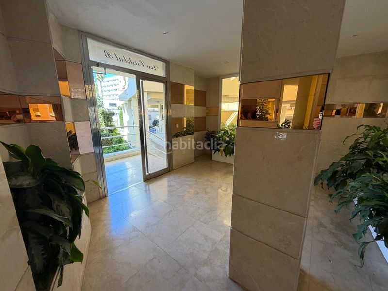 Foto d8cfd767-f190-462b-87ce-f987762e457c. Apartament amb aparcament piscina a La Carihuela - Los Nidos Torremolinos