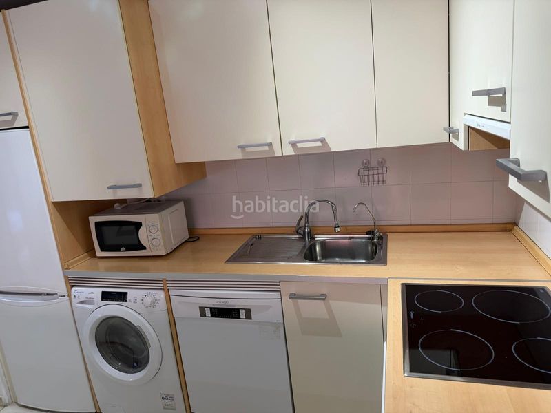 Foto 318b272f-6303-421c-a5cf-eafec413ea79. Apartament amb aparcament a Loma de los Riscos Torremolinos