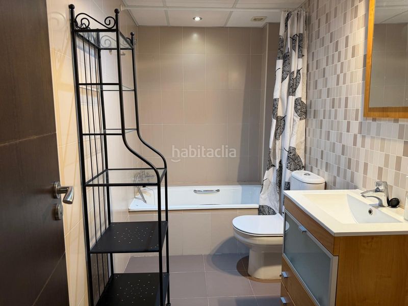 Foto 41152bc3-76c4-417f-8738-6f5559c02933. Apartament amb aparcament a Loma de los Riscos Torremolinos