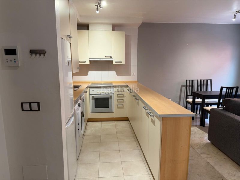 Foto 8961134b-349d-407f-b0ce-1f35a820437b. Apartament amb calefacció aparcament a Loma de los Riscos Torremolinos