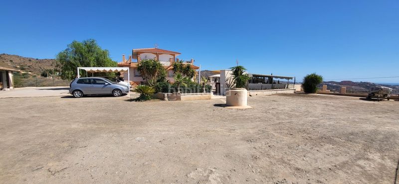Foto 07330529-e58f-4ab6-a6d3-446ce01d6ac1. Casa amb piscina a Cotomar Rincón de la Victoria
