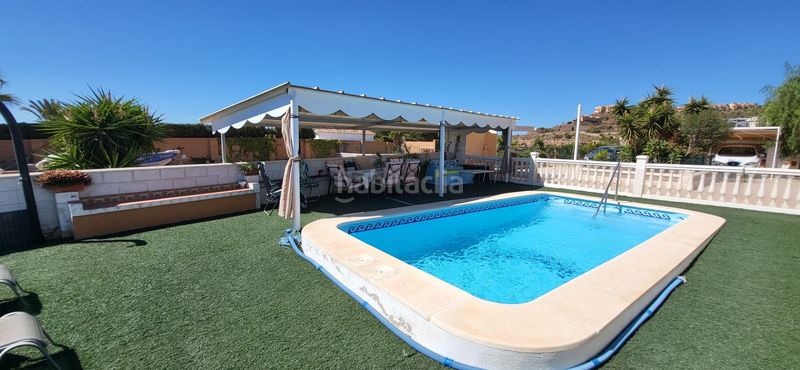 Foto 996a4e0d-9a99-4dc8-84cc-a4236fc66100. Casa amb piscina a Cotomar Rincón de la Victoria