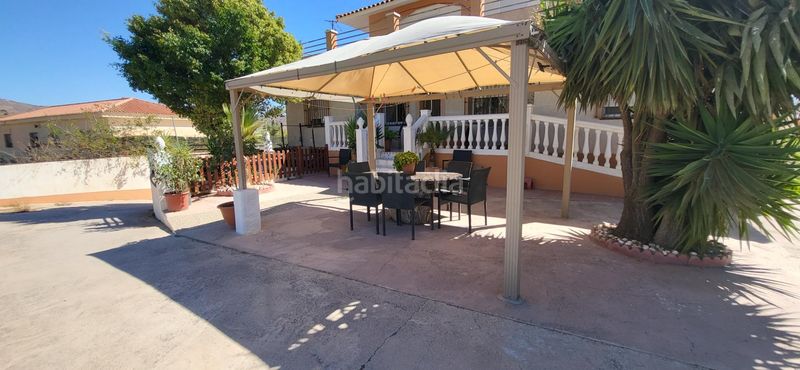 Foto dad9e824-b9aa-4729-83f7-678b07a3a67a. Casa amb piscina a Cotomar Rincón de la Victoria
