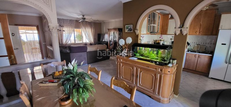 Foto ef49a400-116d-4fa3-b575-1e97a214ee10. Casa amb piscina a Cotomar Rincón de la Victoria