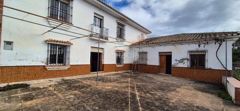 Foto 05a2ad14-9654-4a2d-91b2-a92e78115de7. Casa amb aparcament a Alcaucín