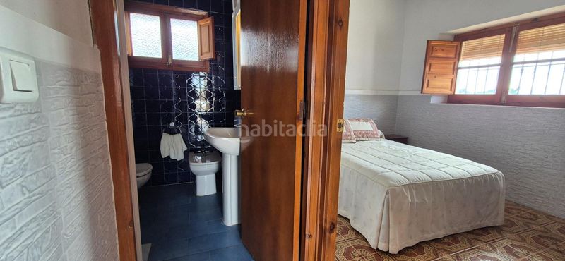 Foto fc52b8b2-6687-47b2-826a-c55a564bbec0. Casa amb aparcament a Alcaucín