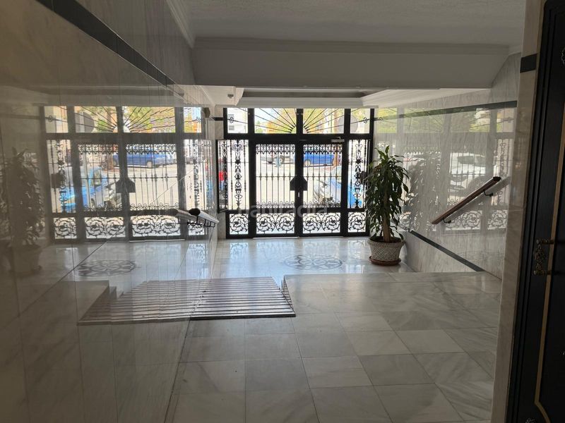 Foto f404a44d-6da8-4b52-9aed-d8fde009b653. Apartament amb piscina a Los Árboles Mijas