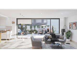 Casa aparellada a Parroquias de Santiago. Chalets pareados de obra nueva