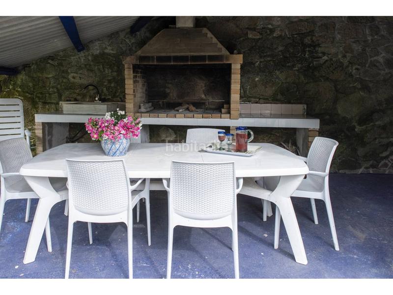 Foto 239ab075-5d80-4e10-9974-134a1c2518c5. Alquiler casa palacio del sxix reformado en Redondela