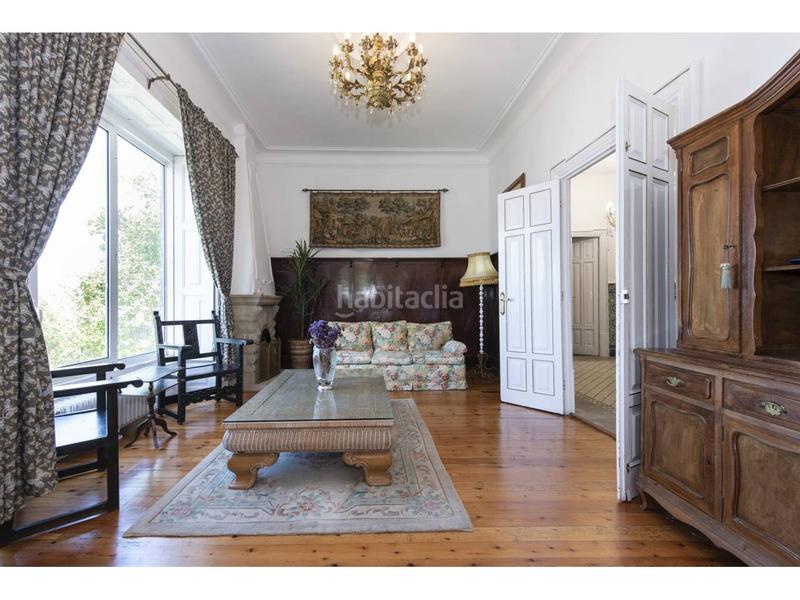 Foto 37408f71-fb3a-4d2f-96a7-18c3b4f8424f. Alquiler casa palacio del sxix reformado en Redondela