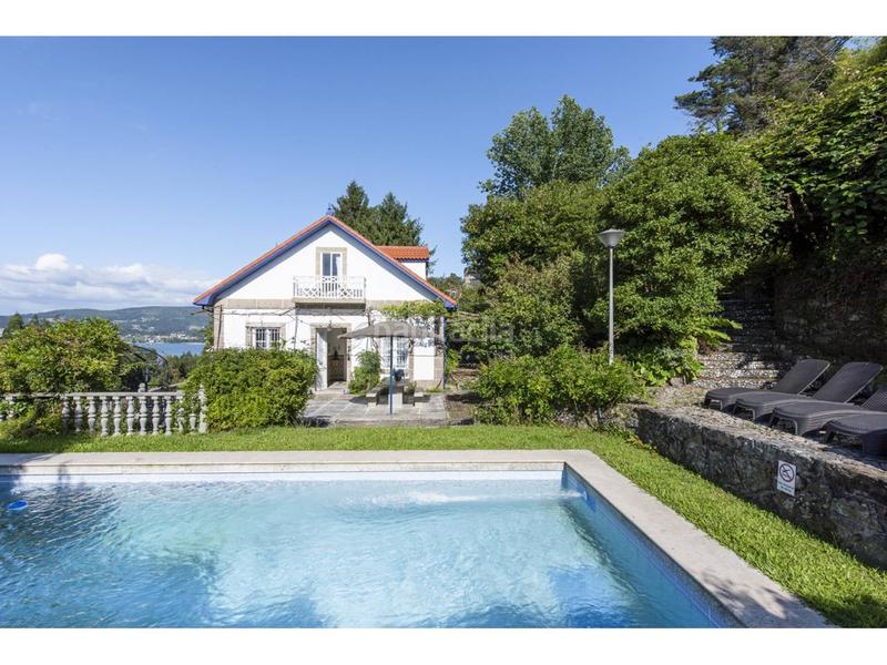 Foto 70e99a4a-40b4-4aab-985f-b39badbbb328. Alquiler casa palacio del sxix reformado en Redondela